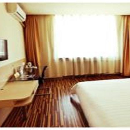 Jinjiang Inn Select Taiyuan Tongluowan Wuyi Road מראה חיצוני תמונה